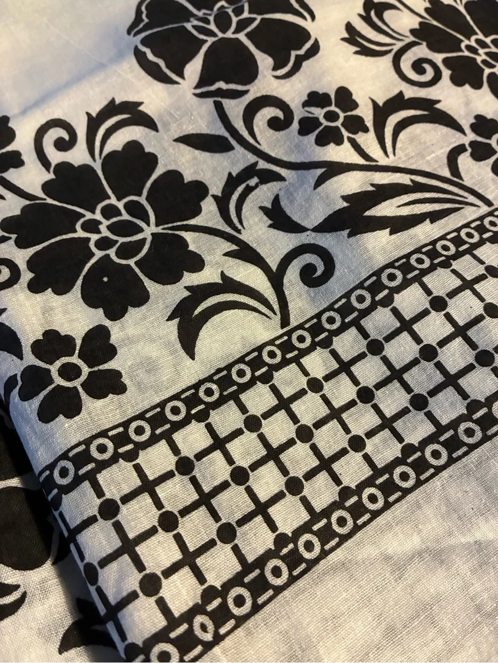N/A floral tablecloth
